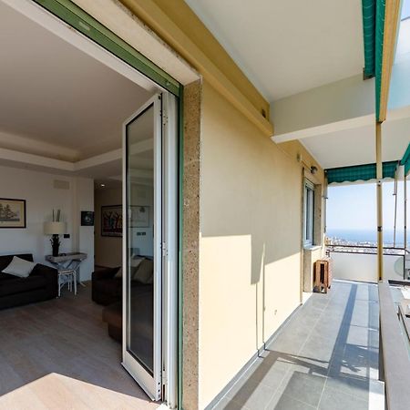 Апартаменты Joivy Great Flat With Sea View Генуя Экстерьер фото