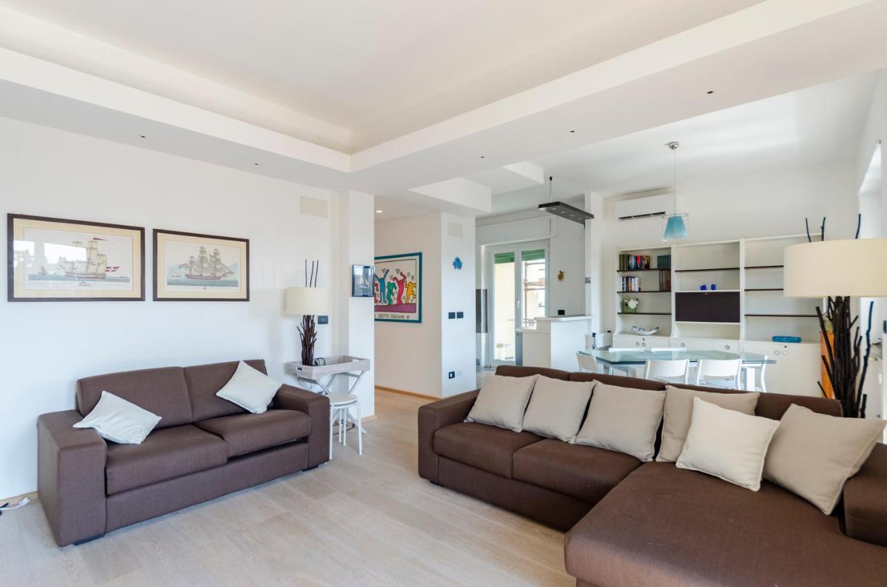 Апартаменты Joivy Great Flat With Sea View Генуя Экстерьер фото