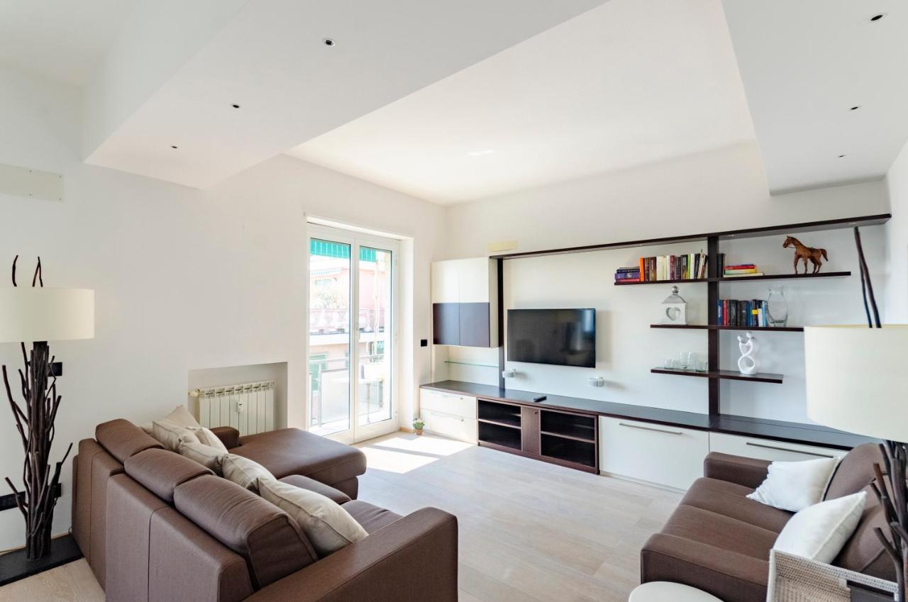 Апартаменты Joivy Great Flat With Sea View Генуя Экстерьер фото
