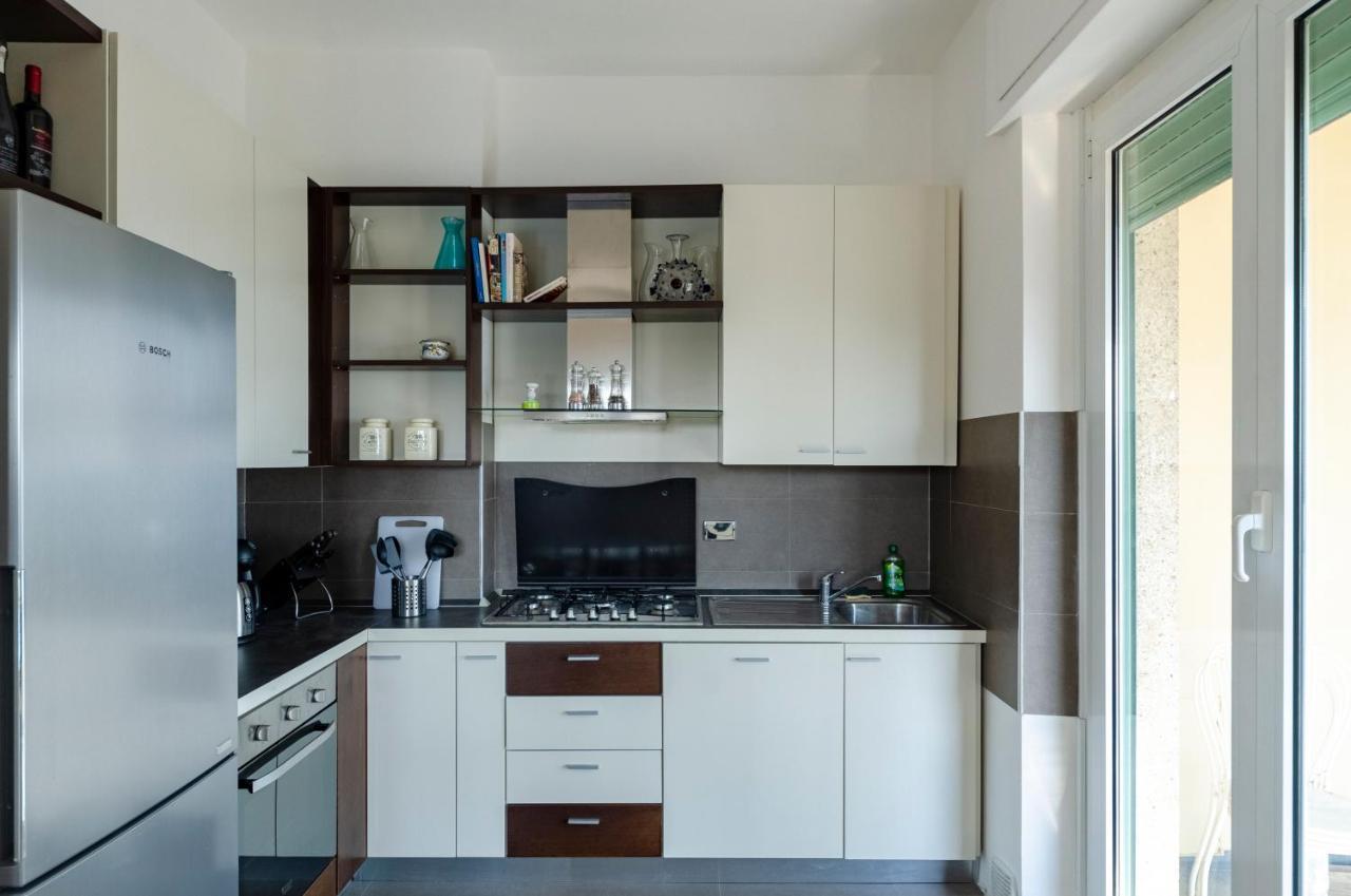 Апартаменты Joivy Great Flat With Sea View Генуя Экстерьер фото