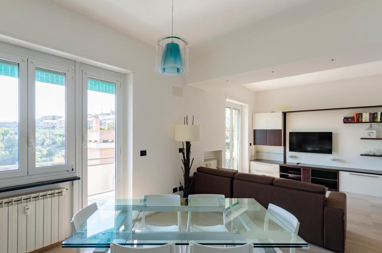 Апартаменты Joivy Great Flat With Sea View Генуя Экстерьер фото