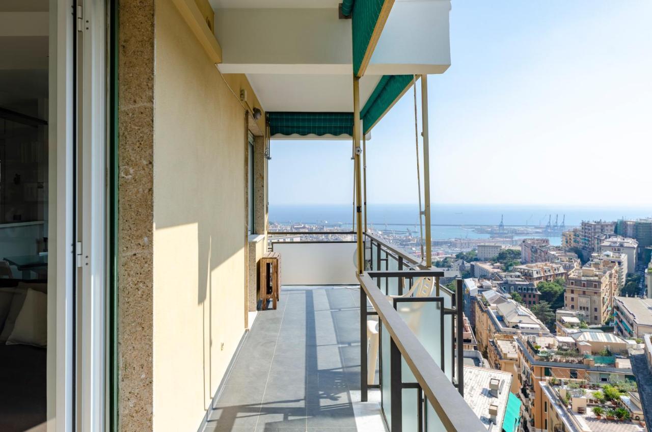 Апартаменты Joivy Great Flat With Sea View Генуя Экстерьер фото