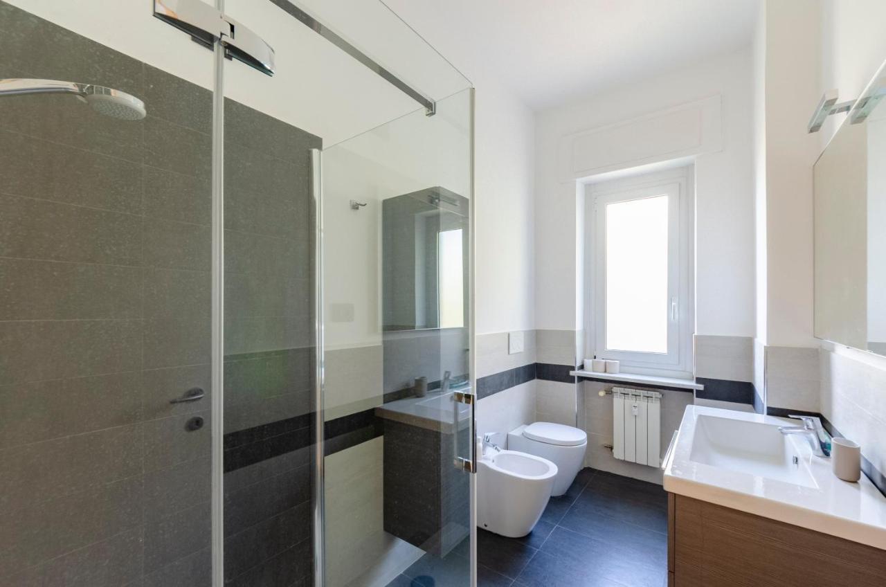Апартаменты Joivy Great Flat With Sea View Генуя Экстерьер фото